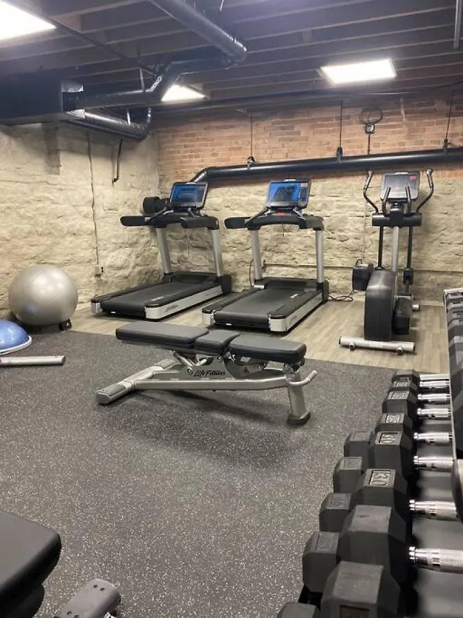 Regal Retreat In Nashville Pool Gym Free Parking 펜션