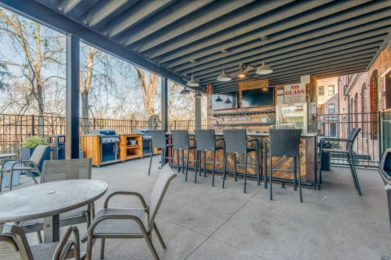 Regal Retreat In Nashville Pool Gym Free Parking